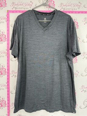 GAIAM shirt tee stretchy soft  Heather Gray V-Neck Shirt